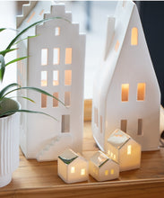 Load image into Gallery viewer, Räder Mini LED Lighthouse Small