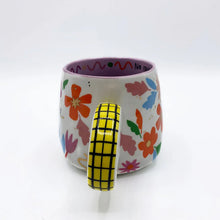 Load image into Gallery viewer, Small Talk 'Absolutely No Idea' Cup