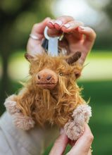 Load image into Gallery viewer, Wrendale Designs 'Gordon' Highland Cow Plush Character Keyring