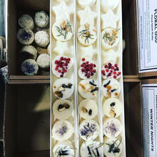 Load image into Gallery viewer, Freckleface Wax Melts - Pick and mix