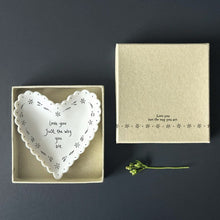 Load image into Gallery viewer, 2060 Scallop Heart Dish - Love you Just
