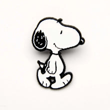Load image into Gallery viewer, Peanuts Friends Forever Enamel Pin - Snoopy

