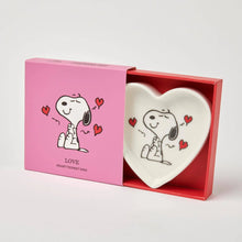 Load image into Gallery viewer, Peanuts Snoopy Heart Shaped Trinket Dish - Love
