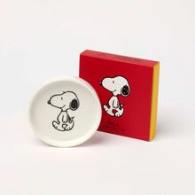 Load image into Gallery viewer, Peanuts Round Trinket Dish Walk
