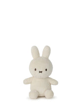 Load image into Gallery viewer, Miffy Lucky Charm Cream In Giftbox
