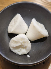 Load image into Gallery viewer, Freckleface Wax Melts - Pick and mix
