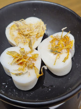 Load image into Gallery viewer, Freckleface Wax Melts - Pick and mix
