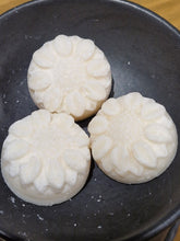Load image into Gallery viewer, Freckleface Wax Melts - Pick and mix
