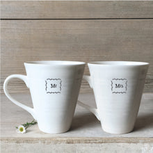 Load image into Gallery viewer, 4153 Mr &amp; Mrs Porcelain Mug Set
