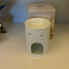 Load image into Gallery viewer, White ceramic wax melt/oil burner - Angel
