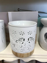 Load image into Gallery viewer, White Ceramic butterfly wax melt burner
