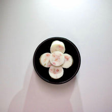 Load image into Gallery viewer, Freckleface Wax Melts - Pick and mix
